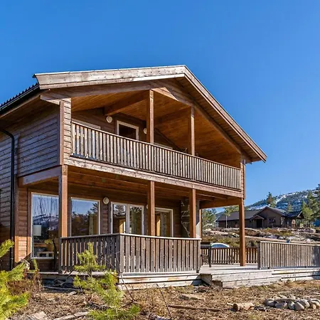 Lakehouse - 14p - With Sauna & By The Water Holiday home Vradal