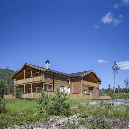 Lakehouse - 14p - With Sauna & By The Water Vradal