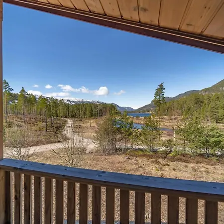 Lakehouse - 14p - With Sauna & By The Water Holiday home