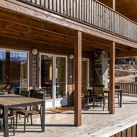 Lakehouse - 14p - With Sauna & By The Water Holiday home